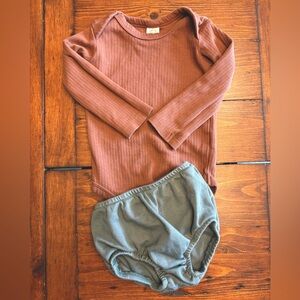 NEW Colored Organics 2pc Cotton Ribbed Bodysuit & Bloomers Set Unisex 6-12m